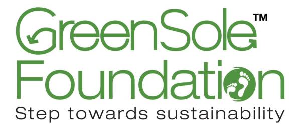 thumbnail A school Kit ( A Bag + A mat + A pair of slippers)